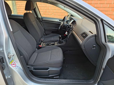 Volkswagen Golf 1.0 TSI 115 CV 5p. Trendline BlueMotion (10)