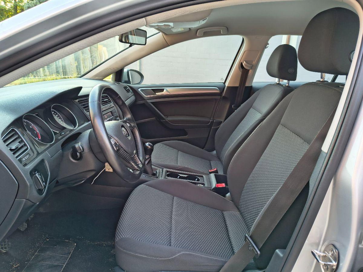 Volkswagen Golf 1.0 TSI 115 CV 5p. Trendline BlueMotion (17)