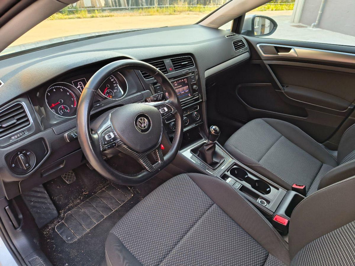 Volkswagen Golf 1.0 TSI 115 CV 5p. Trendline BlueMotion (18)