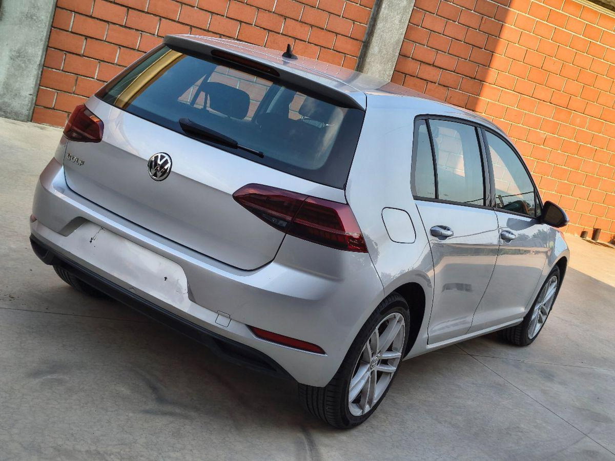 Volkswagen Golf 1.0 TSI 115 CV 5p. Trendline BlueMotion (8)