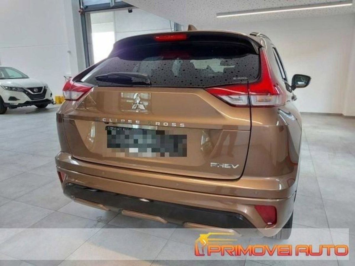 Mitsubishi Eclipse Cross 2.4 MIVEC 4WD PHEV Instyle SDA (5)