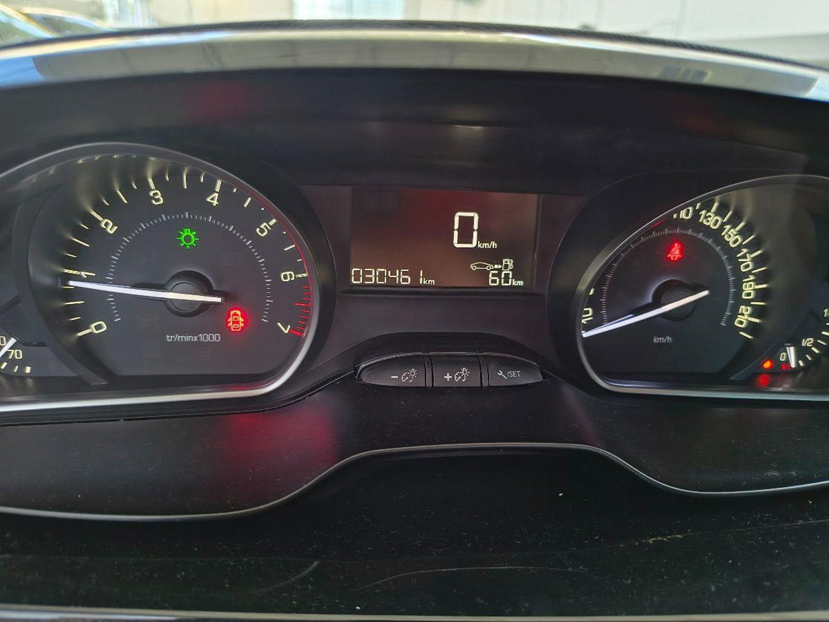Peugeot 208 68 5 porte Active (18)