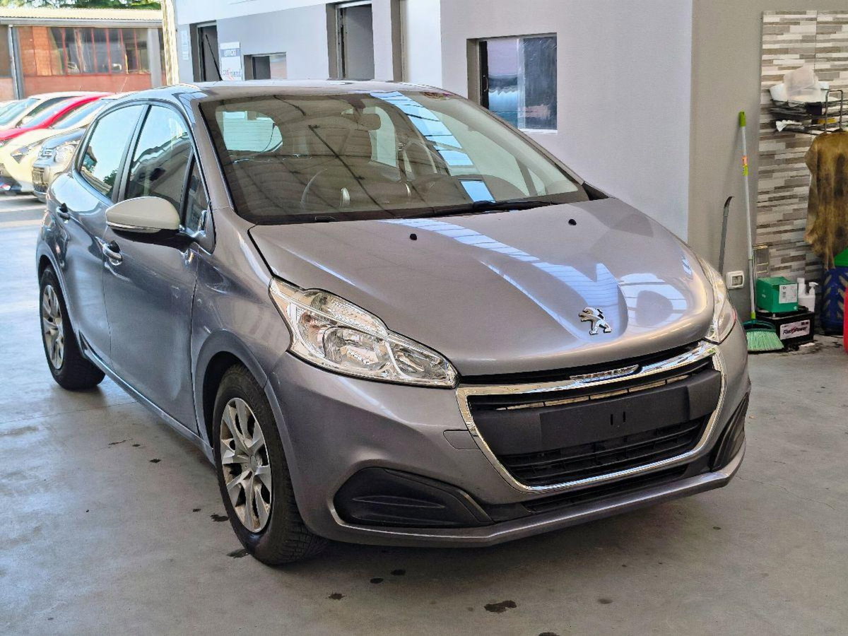 Peugeot 208 68 5 porte Active (3)