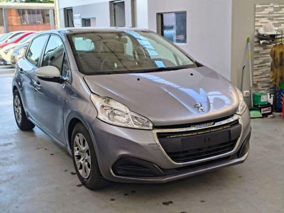 Peugeot 208 68 5 porte Active (3)