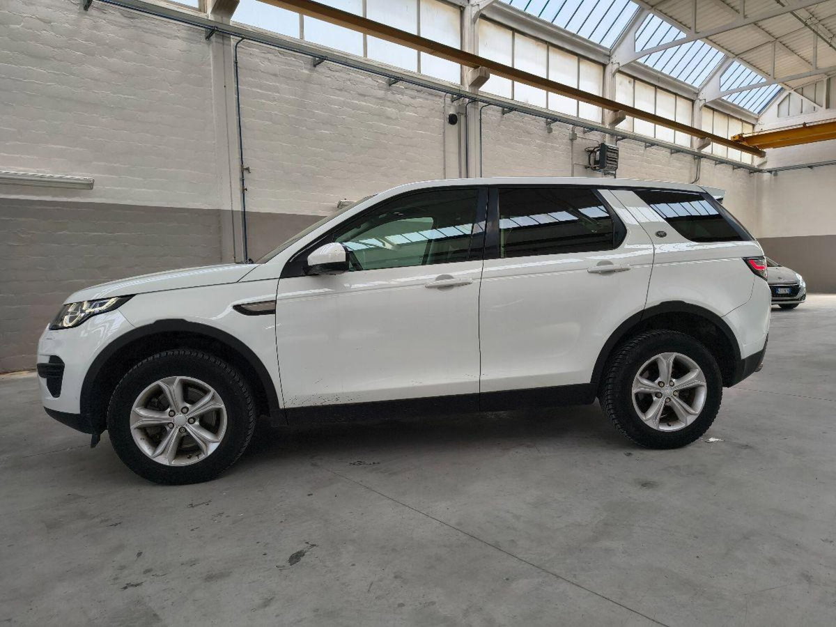 Land Rover Discovery Sport 2.0 TD4 150 CV HSE Luxury (3)
