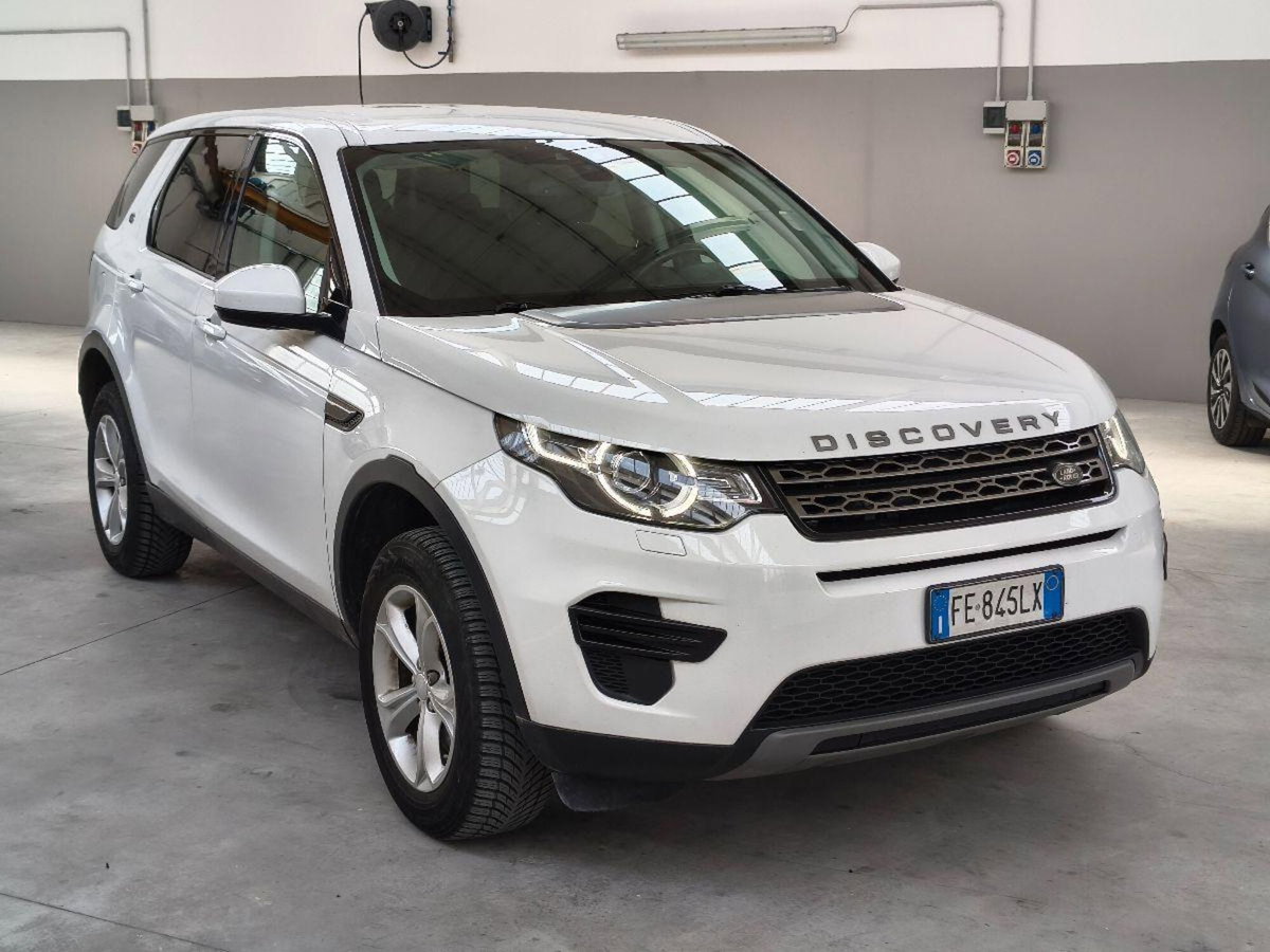Land Rover Discovery Sport 2.0 TD4 150 CV HSE Luxury (4)