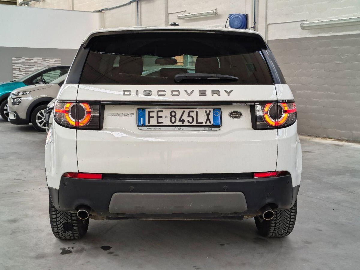 Land Rover Discovery Sport 2.0 TD4 150 CV HSE Luxury (6)