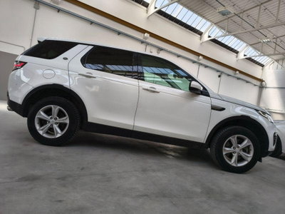 Land Rover Discovery Sport 2.0 TD4 150 CV HSE Luxury (8)