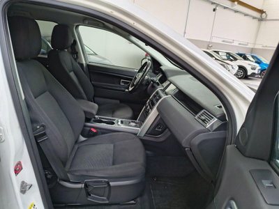 Land Rover Discovery Sport 2.0 TD4 150 CV HSE Luxury (9)