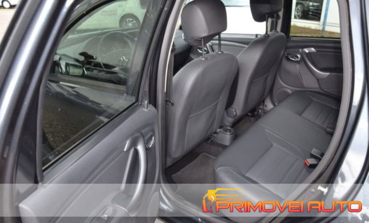 Dacia Duster 1.5 dCi 110CV 4x4 Prestige (4)