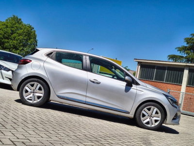 Renault Clio Full Hybrid E-Tech 140 CV 5 porte Zen (9)