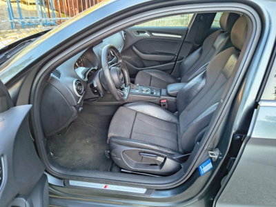 Audi A4 2.0 TDI 150 CV ultra S tronic Sport (14)