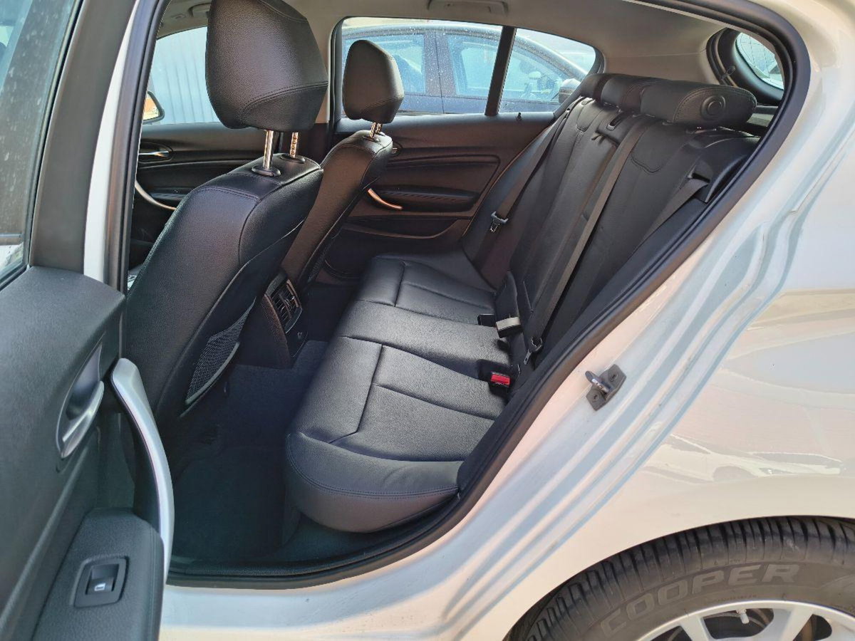 BMW Serie 1 5p. 120i 5p. Advantage (12)
