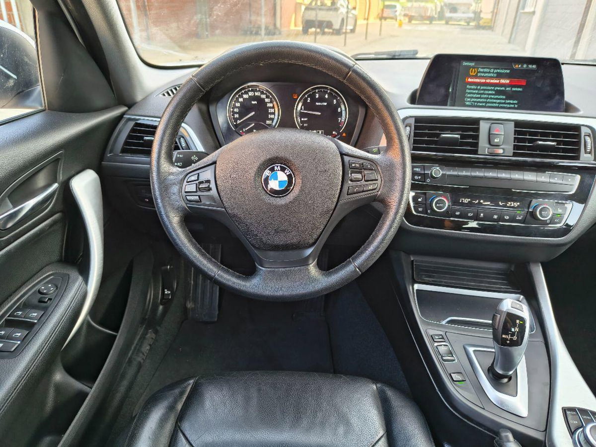 BMW Serie 1 5p. 120i 5p. Advantage (14)