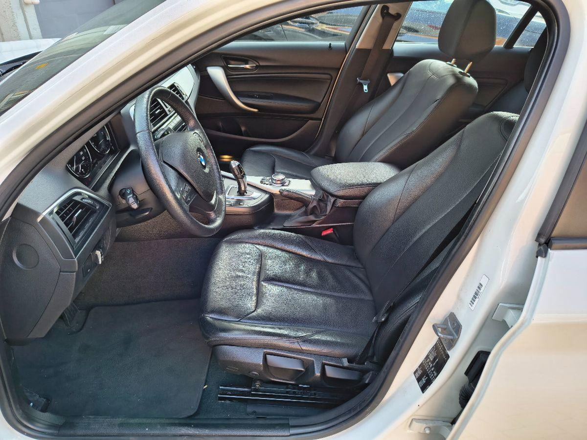 BMW Serie 1 5p. 120i 5p. Advantage (16)