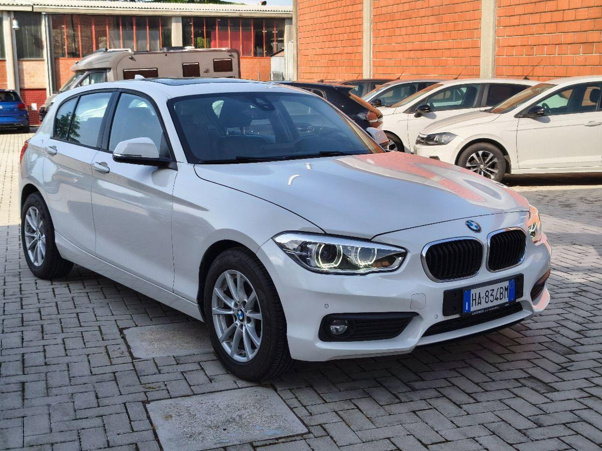 BMW Serie 1 5p. 120i 5p. Advantage (2)