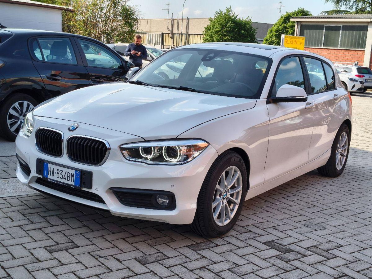 BMW Serie 1 5p. 120i 5p. Advantage (4)