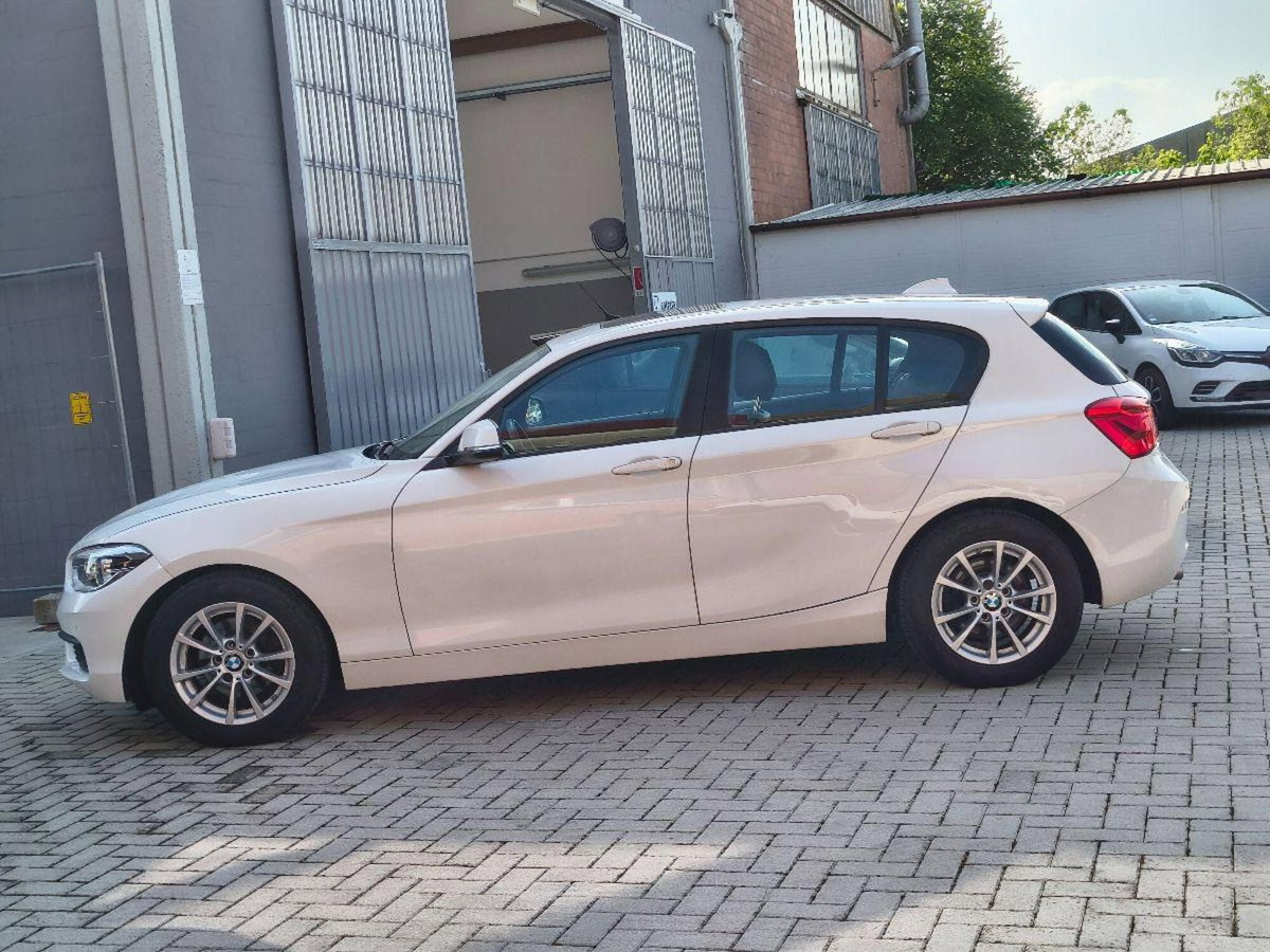 BMW Serie 1 5p. 120i 5p. Advantage (5)