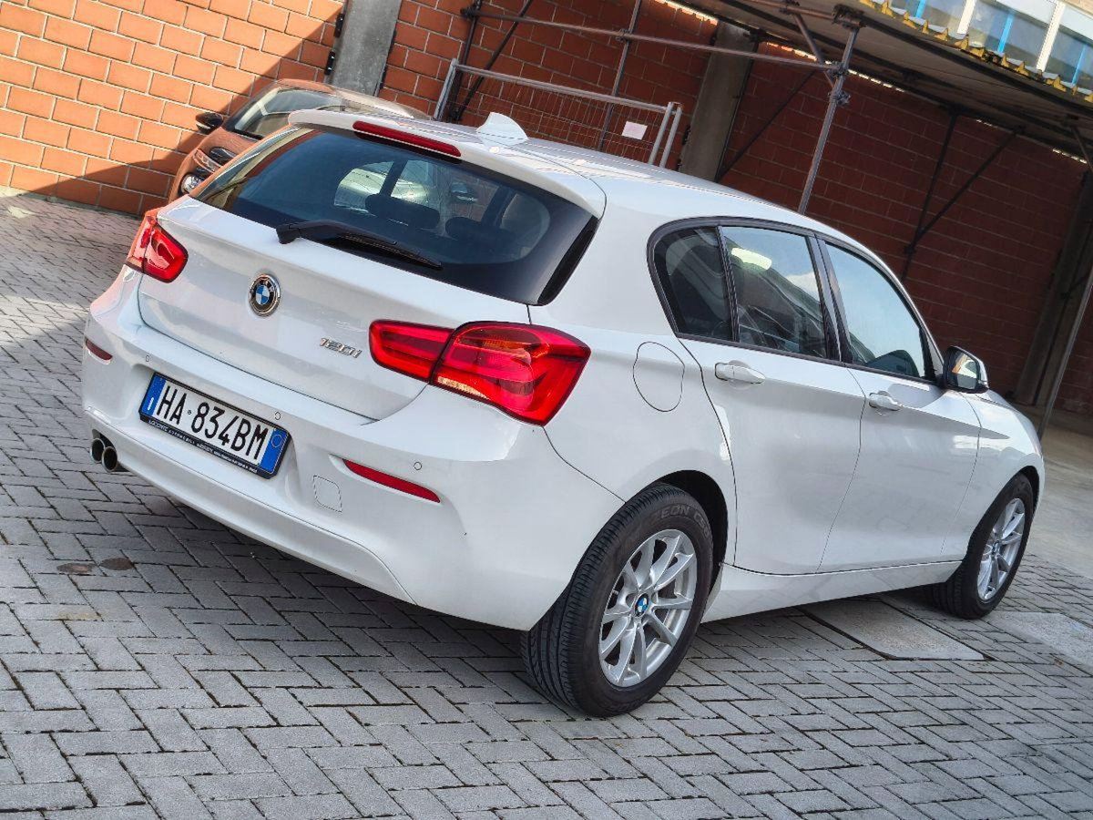 BMW Serie 1 5p. 120i 5p. Advantage (8)