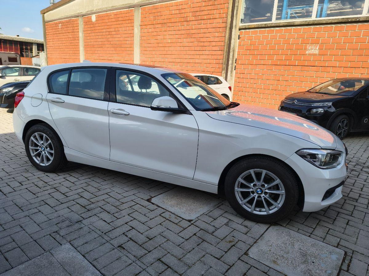 BMW Serie 1 5p. 120i 5p. Advantage (9)