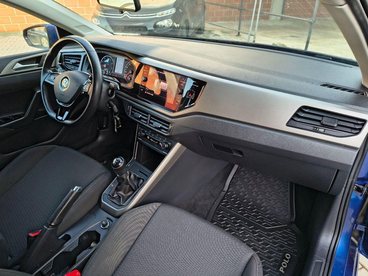 Volkswagen Polo 1.0 tsi R-Line 95cv (12)