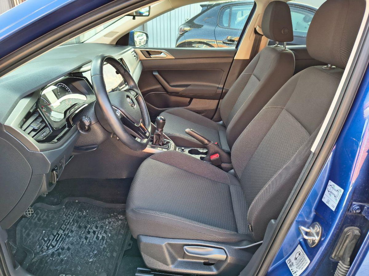 Volkswagen Polo 1.0 tsi R-Line 95cv (18)