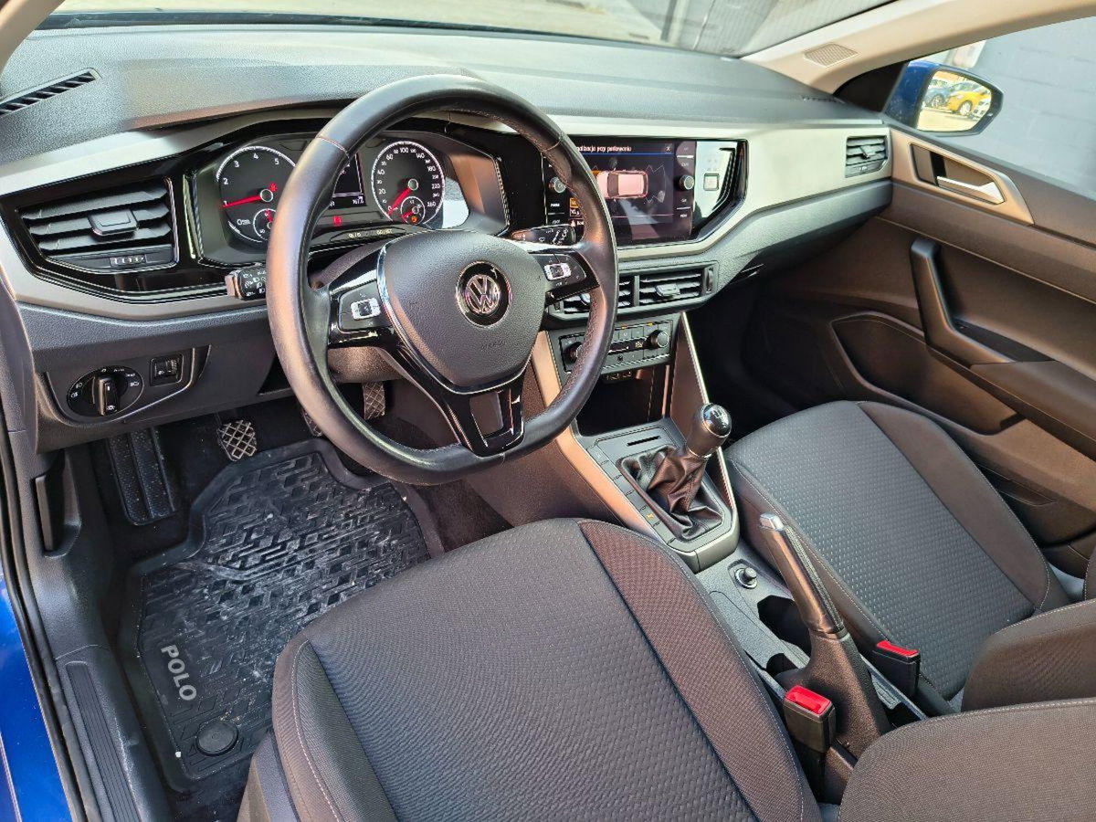 Volkswagen Polo 1.0 tsi R-Line 95cv (19)