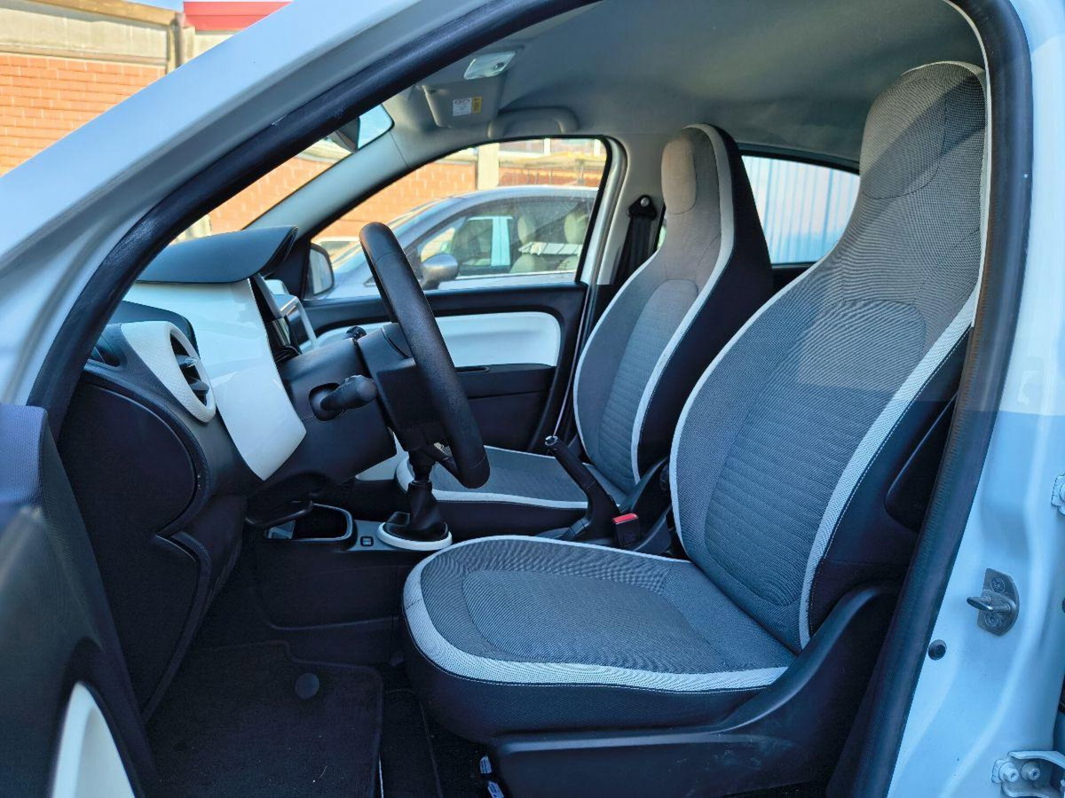 Renault Twingo SCe 65 CV Life (16)