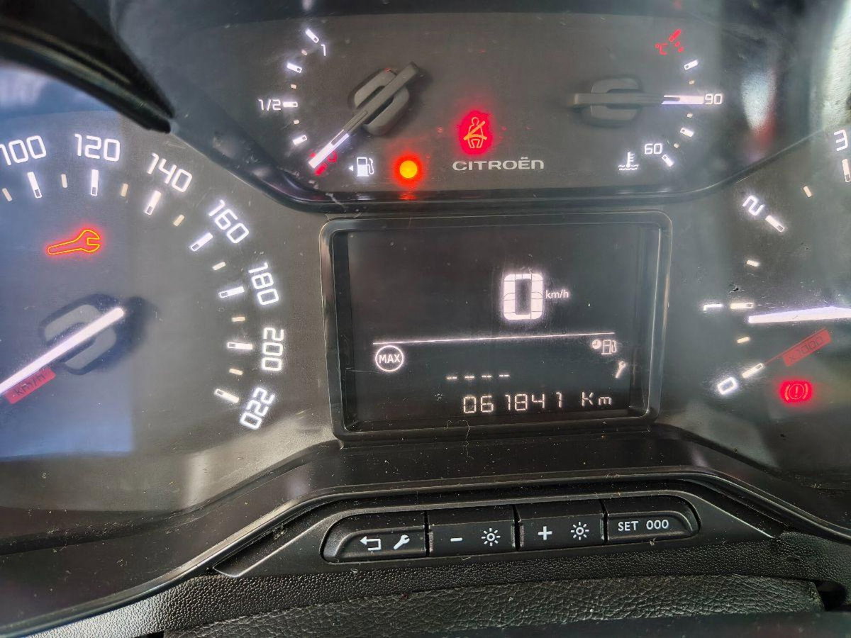 Citroen C3 PureTech 83 S&S Shine (19)
