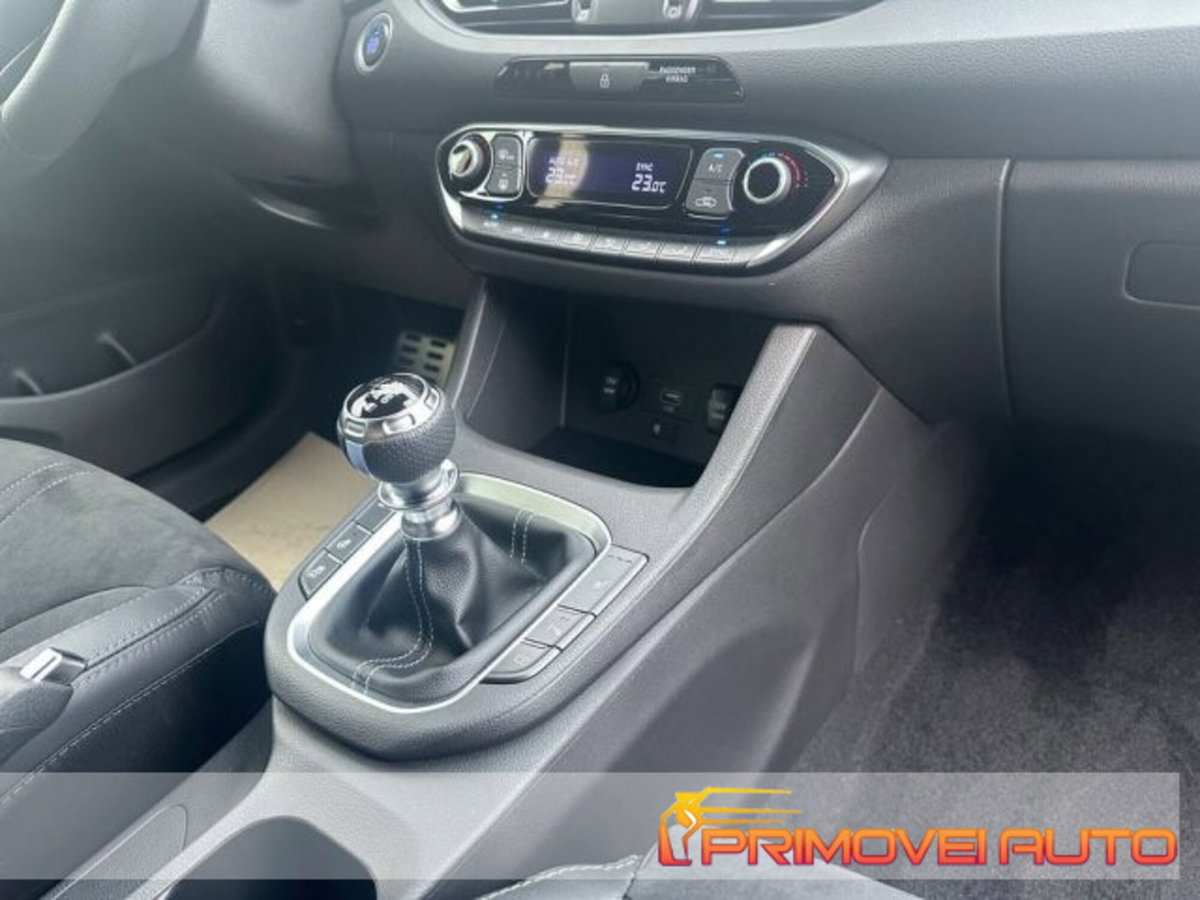 Hyundai i30 Fastback 2.0 T-GDI 280 CV DCT N Performance (18)