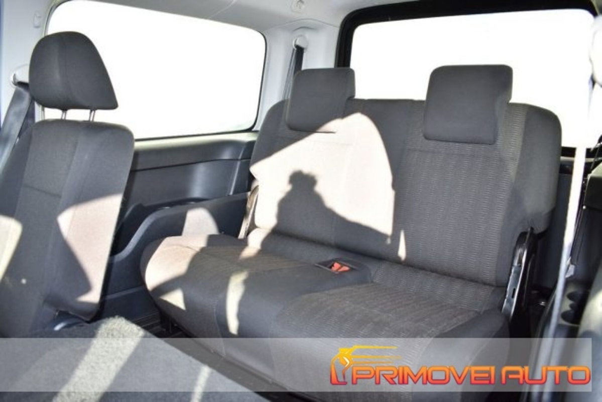 Volkswagen Caddy 2.0 TDI 102 CV Comfortline Maxi (4)