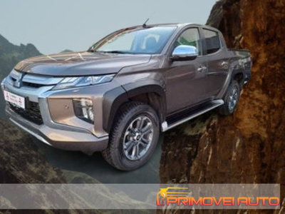 Mitsubishi L200 2.3 D Double Cab 4x4 Hurricane usato