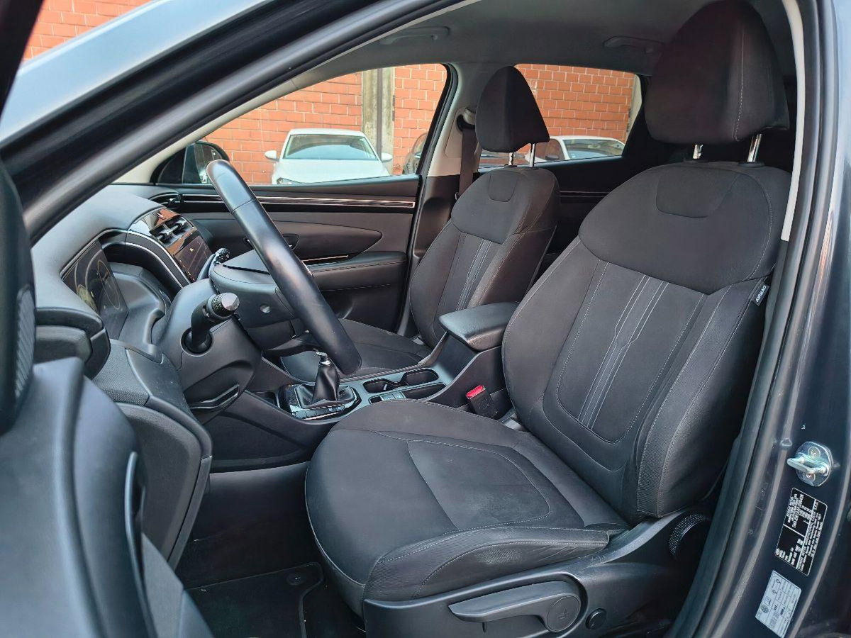 Hyundai Tucson 1.6 CRDi XLine (16)