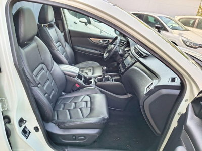 Nissan Qashqai 1.6 dCi 4WD Tekna (10)