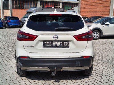 Nissan Qashqai 1.6 dCi 4WD Tekna (7)