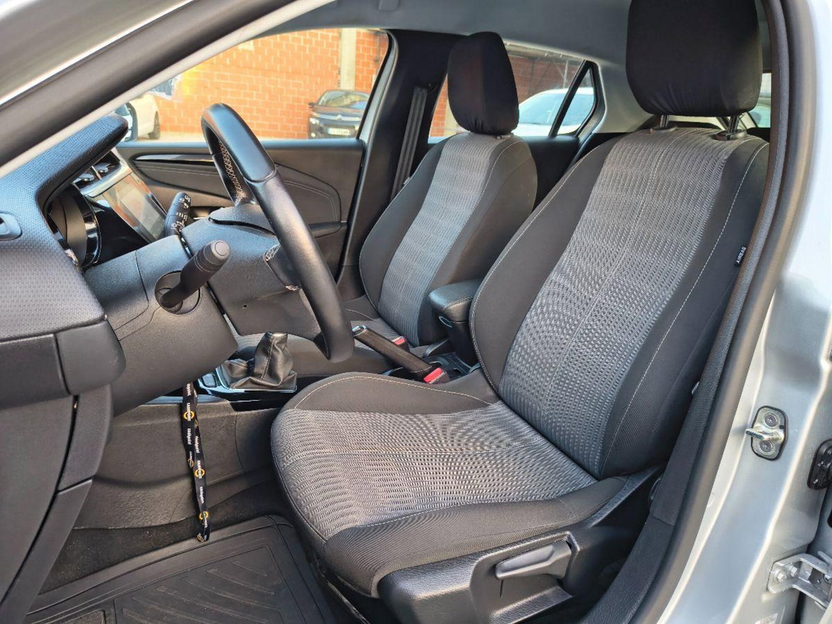 Opel Corsa 1.2 GS s&s 75cv (16)