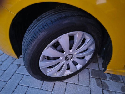 Peugeot 208 PureTech 75 Stop&Start 5 porte Active (17)