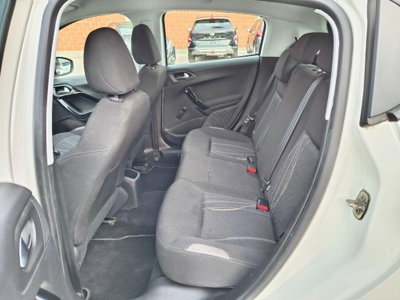 Peugeot 208 82 Stop&Start 5 porte Allure (12)