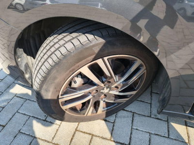 Peugeot 208 PureTech 100 Stop&Start EAT8 5 porte Allure Navi Pack (19)