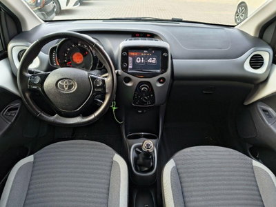 Toyota Aygo 1.0 VVT-i 72 CV 5 porte x-fun (12)