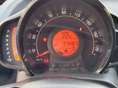 Toyota Aygo 1.0 VVT-i 72 CV 5 porte x-fun (19)