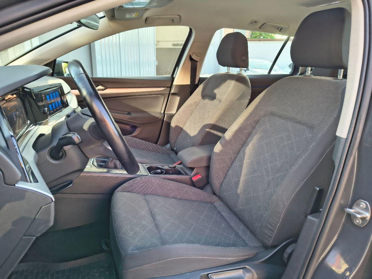 Volkswagen Golf Variant 2.0 TDI SCR DSG Style (17)