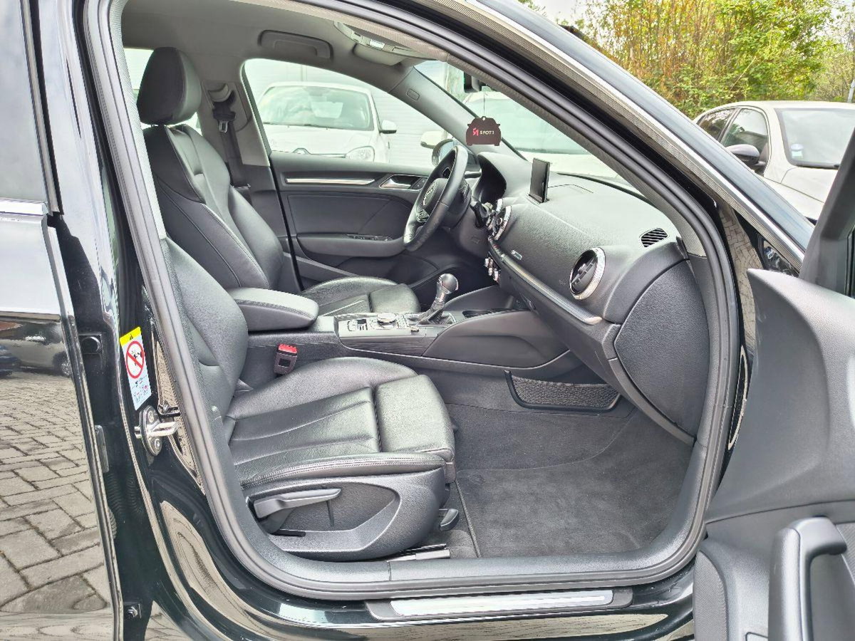 Audi A3 Sportback 30 TFSI S tronic Sport (10)