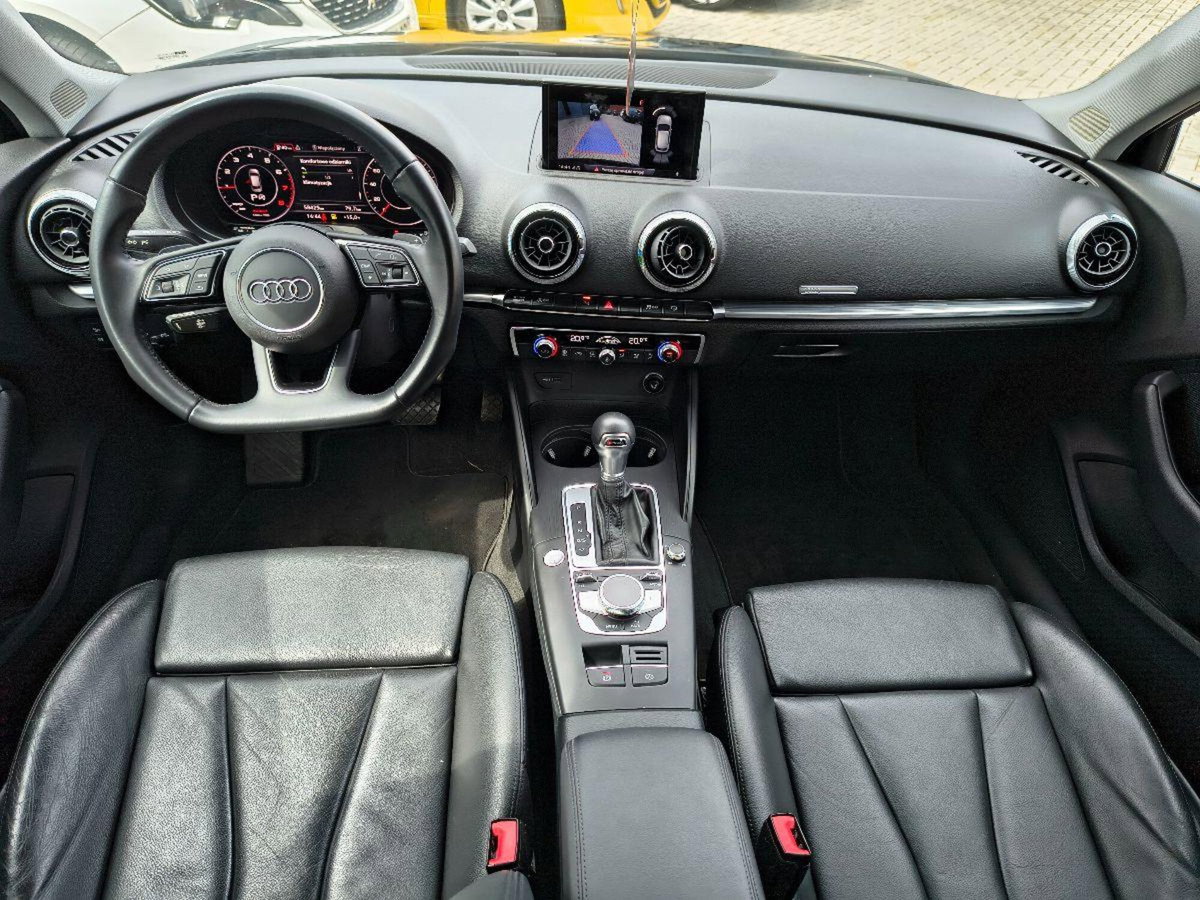 Audi A3 Sportback 30 TFSI S tronic Sport (14)