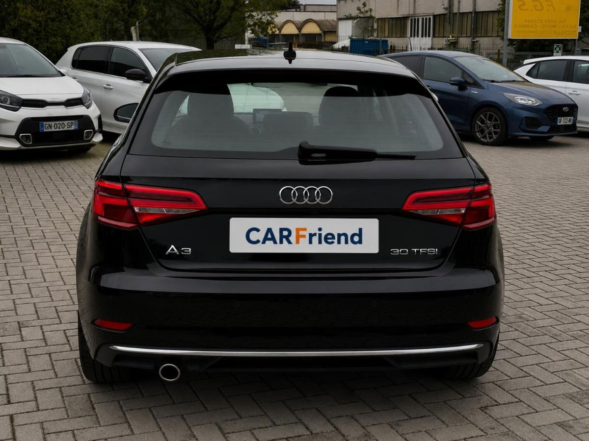 Audi A3 Sportback 30 TFSI S tronic Sport (6)