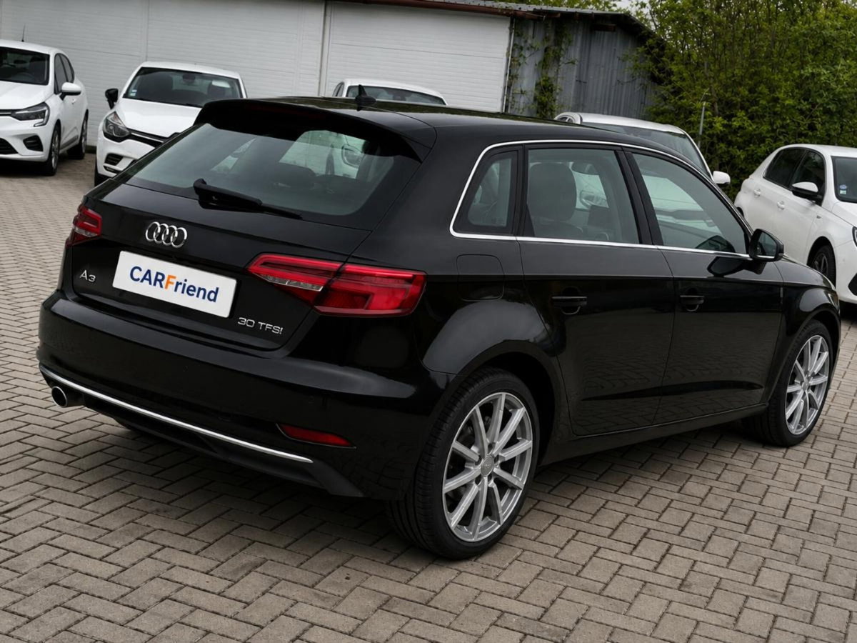 Audi A3 Sportback 30 TFSI S tronic Sport (7)