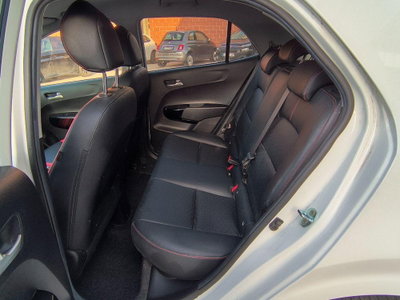 Kia Picanto 1.0 12V 5 porte GT Line (12)