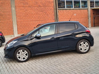 Peugeot 208 82 5 porte Allure (5)