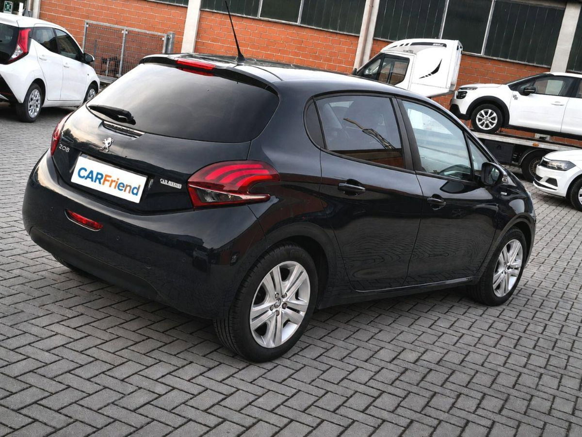 Peugeot 208 82 5 porte Allure (9)