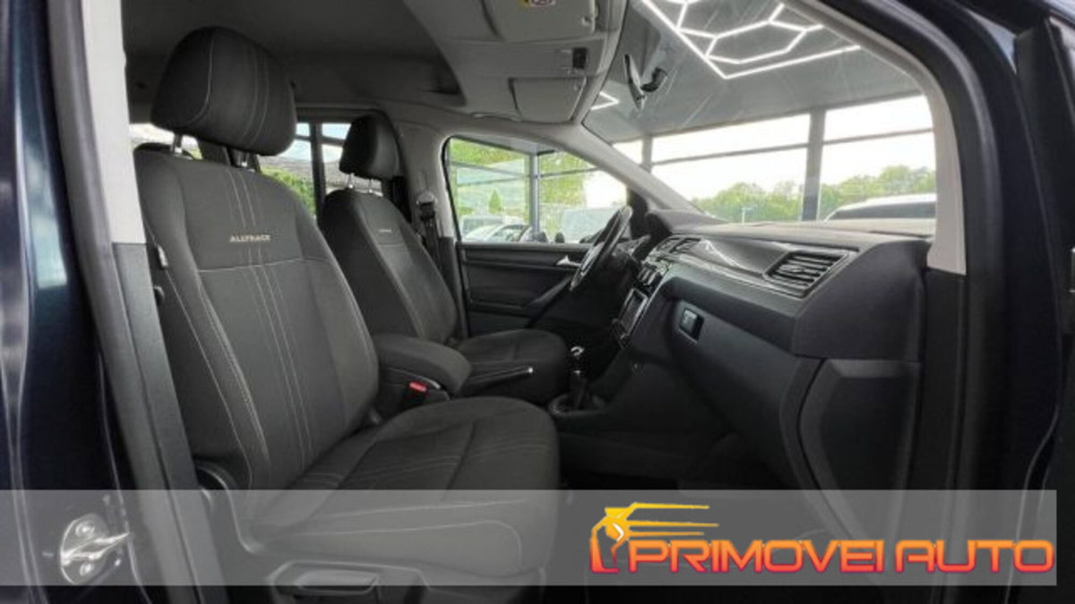 Volkswagen Caddy 2.0 TDI 150 CV (4)
